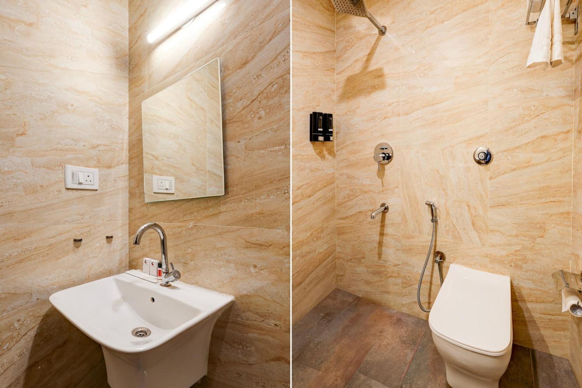 Guest house Caves Delhi Airport New Delhi