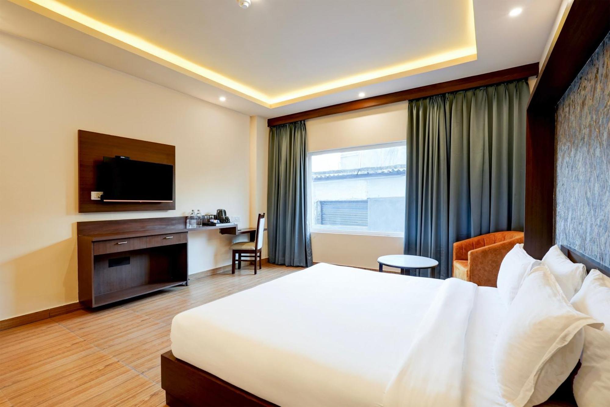 Guest house Caves Delhi Airport